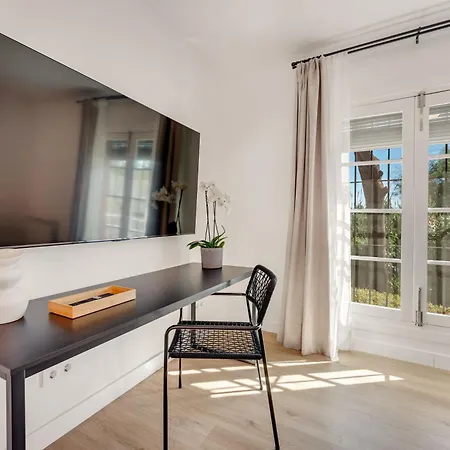 In With Private Pool & Panoramic Mountain Views Марбелья