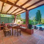 In With Private Pool & Panoramic Mountain Views