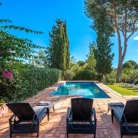 In With Private Pool & Panoramic Mountain Views *