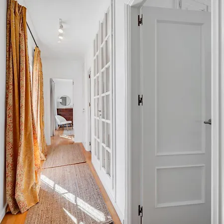 In With Private Pool & Panoramic Mountain Views Вилла Марбелья