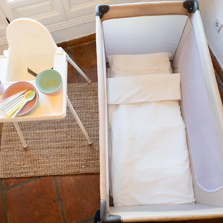 In With Private Pool & Panoramic Mountain Views 马尔韦利亚