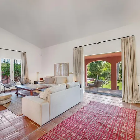 Вилла In With Private Pool & Panoramic Mountain Views
