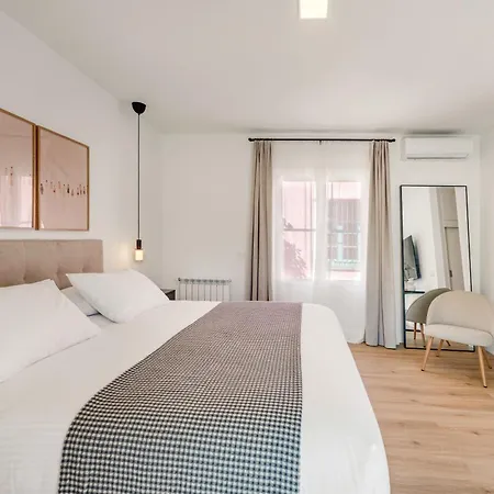 In With Private Pool & Panoramic Mountain Views Марбелья