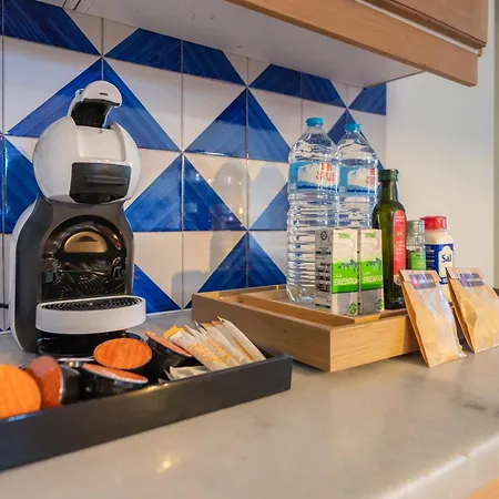 In With Private Pool & Panoramic Mountain Views