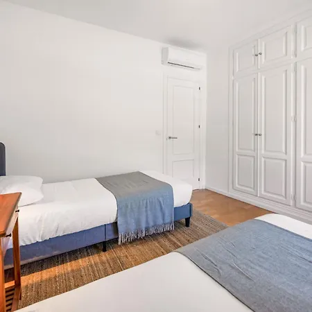 In With Private Pool & Panoramic Mountain Views Villa