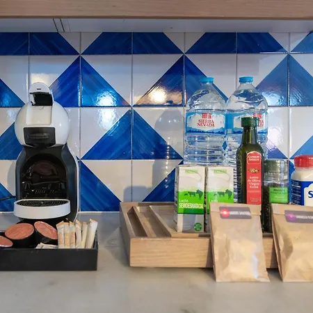 In With Private Pool & Panoramic Mountain Views