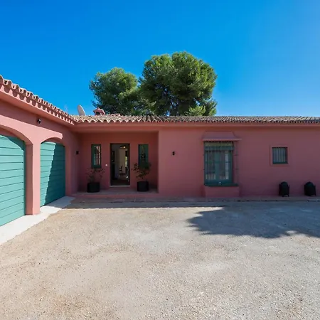 In With Private Pool & Panoramic Mountain Views *