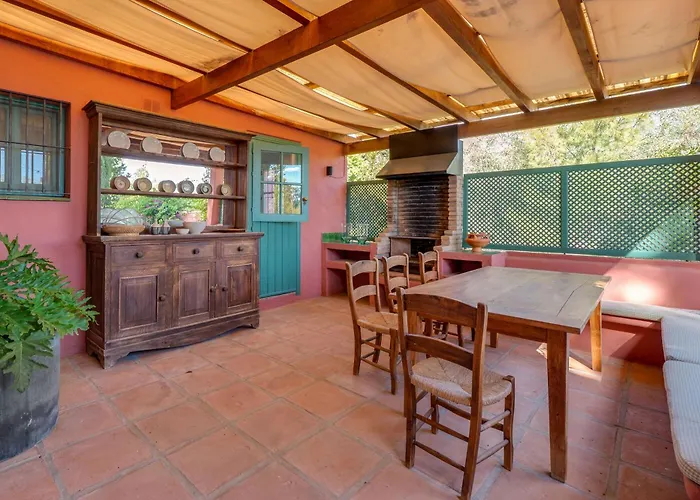 Villa In With Private Pool & Panoramic Mountain Views Marbella