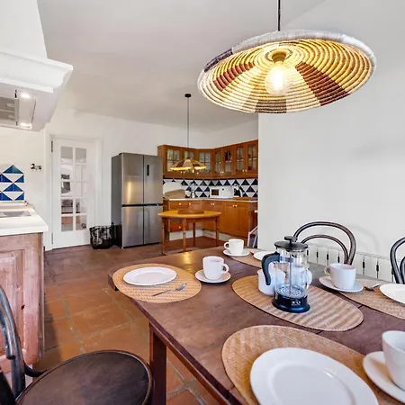 In With Private Pool & Panoramic Mountain Views מארבלה