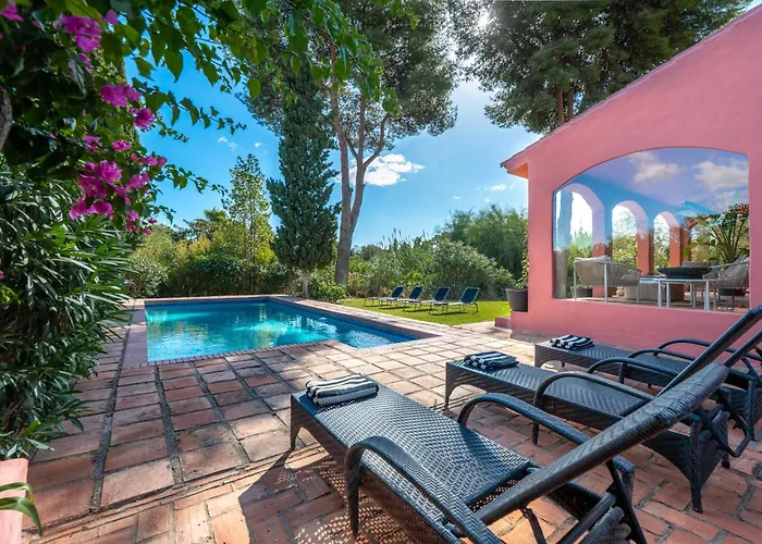 In With Private Pool & Panoramic Mountain Views Villa *