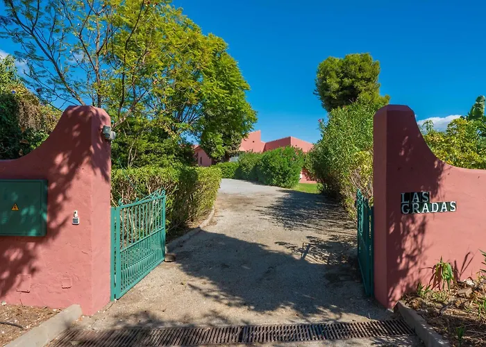 In With Private Pool & Panoramic Mountain Views Villa